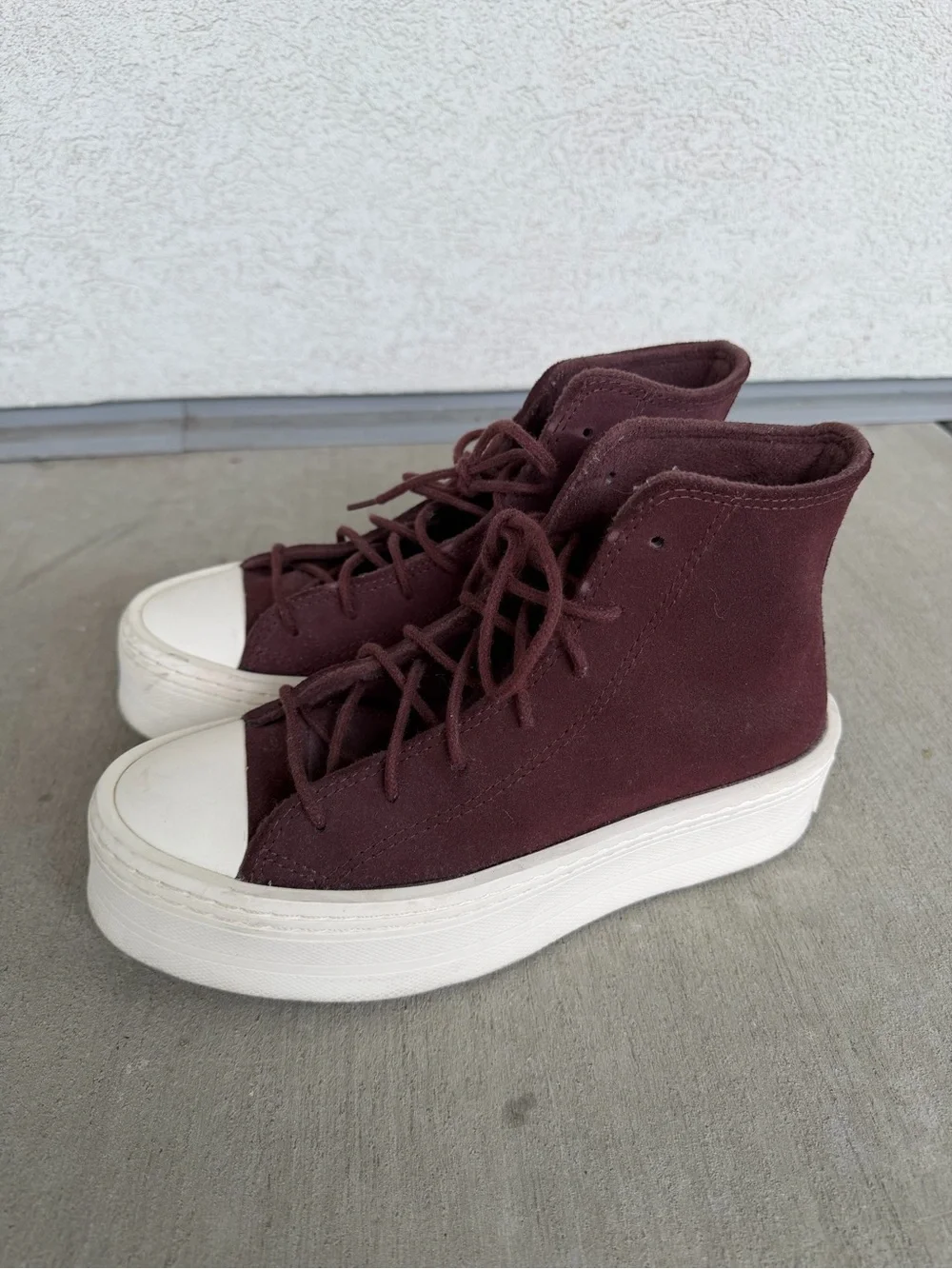Chuck Taylor All Star Modern Lift Platform